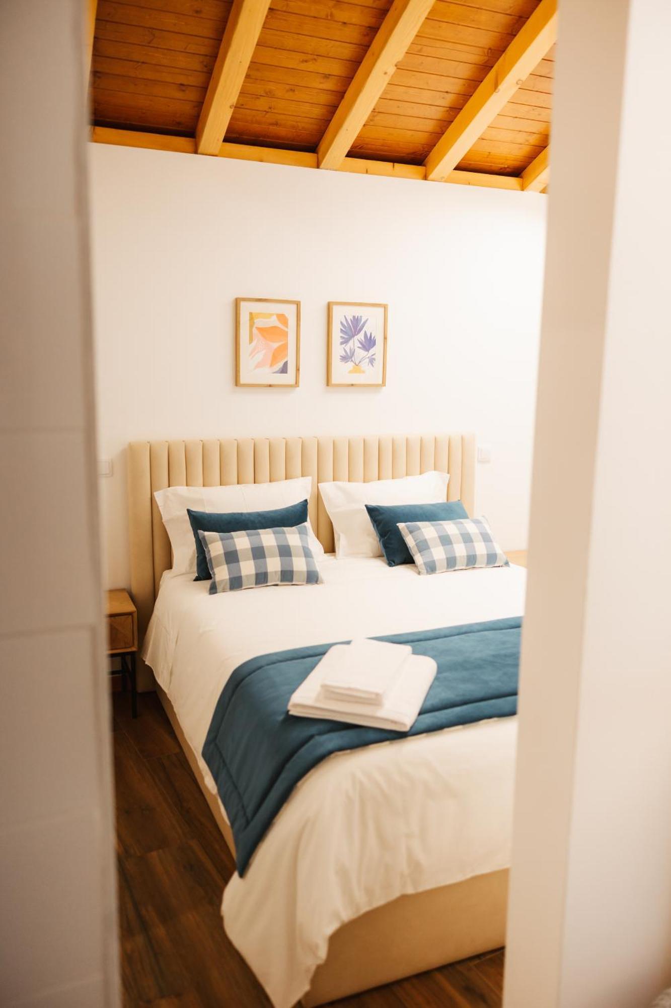 Alvarenga Apartments エクステリア 写真