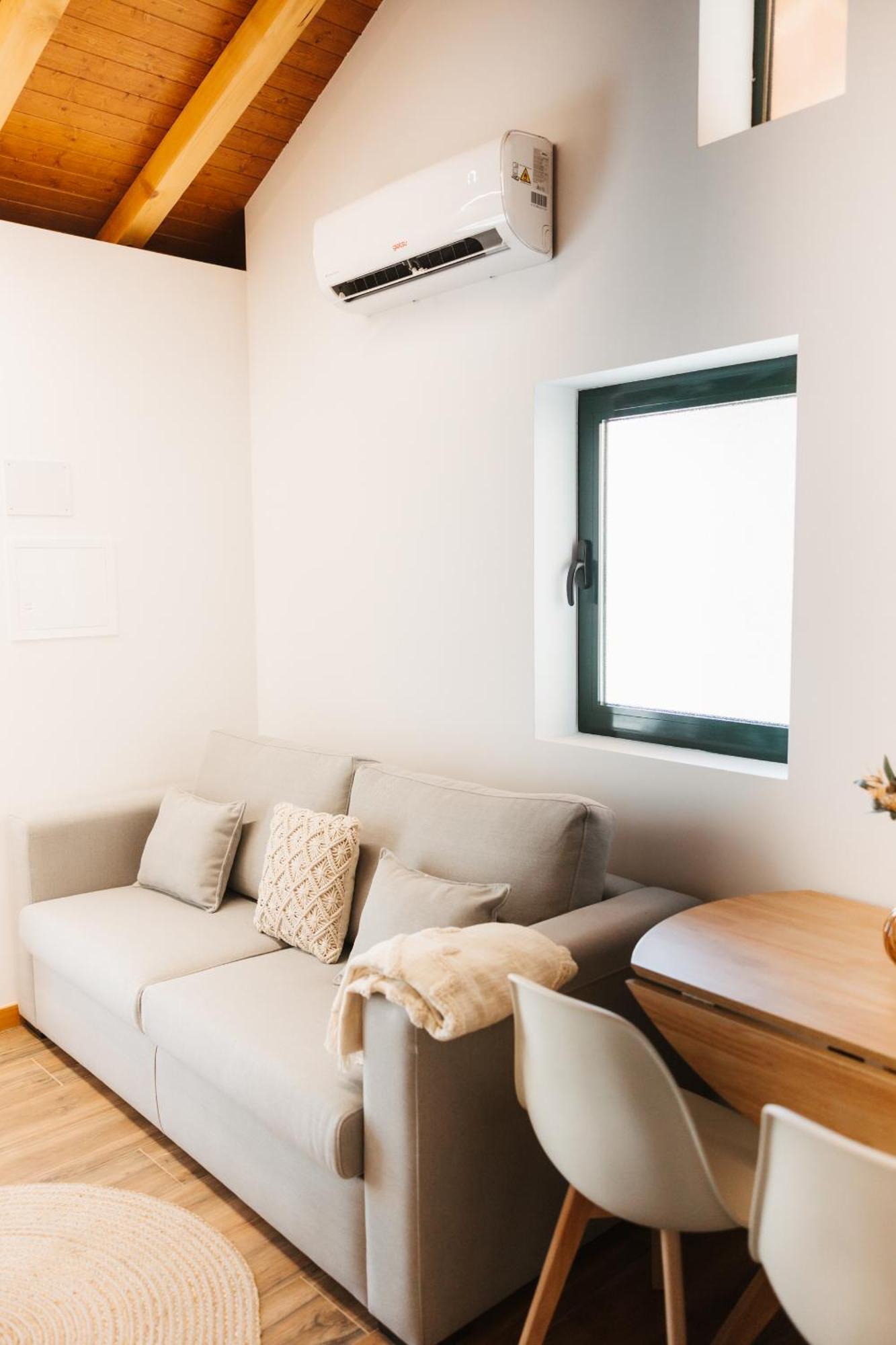 Alvarenga Apartments エクステリア 写真