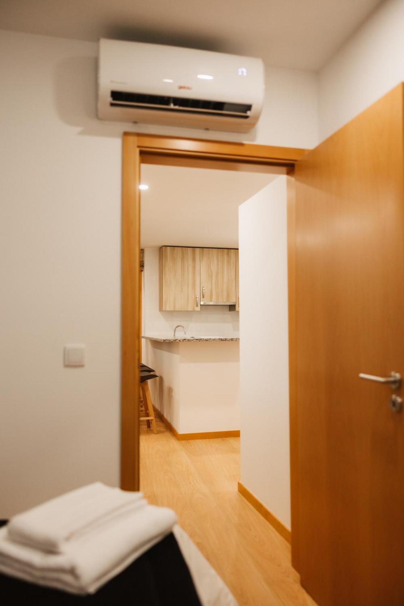Alvarenga Apartments エクステリア 写真